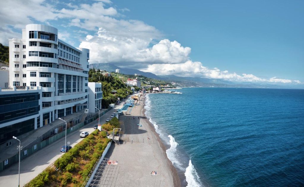 Пляжи Профессорского уголка в Алуште 